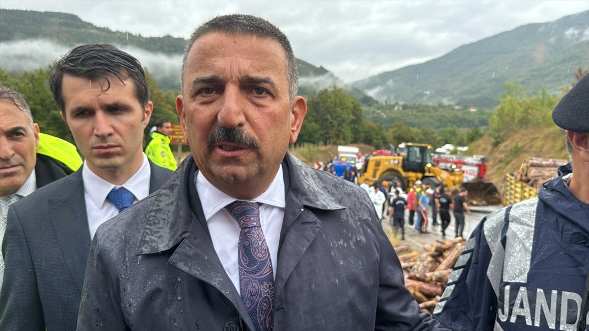 [YEREL / KAMU · Zonguldak · Gökçebey] Zonguldak'ta Otobüs-Kamyon Çarpışması: 2 Ölü, 24 Yaralı