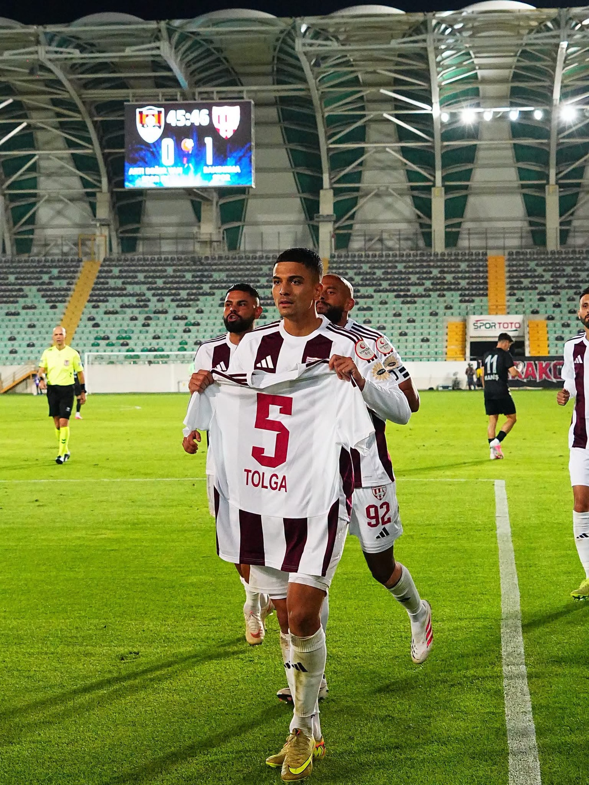 [BELEDIYE · Van] Bandırmaspor, Van Spor FK'yı 2-0 yendi; Tolga Kalender'i unutmadı