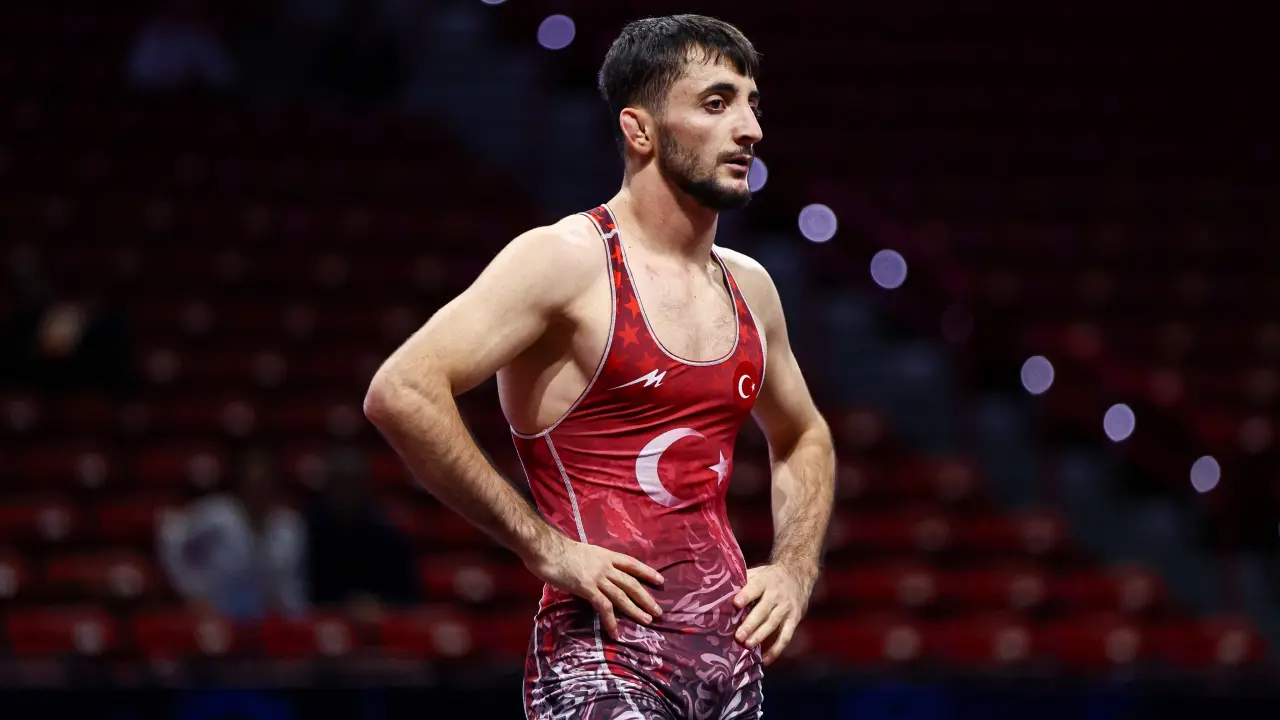 ABD'de Türk gururu! Milli sporcu Servet Angı ve Alperen Berber dünya kürsüsünde