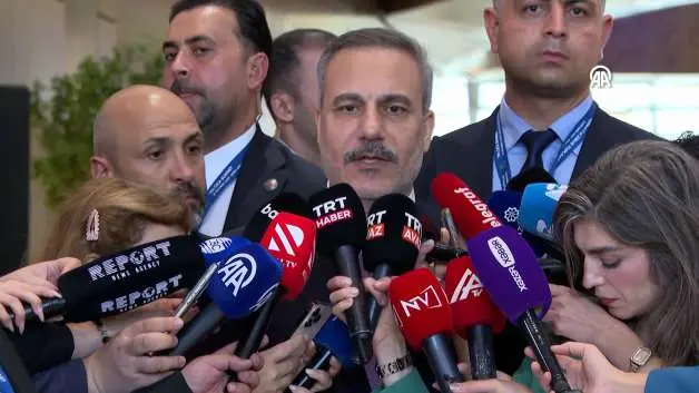 Hakan Fidan’dan Azerbaycan mesajı: Sarsılmaz bağımız var, kimse yıpratamaz