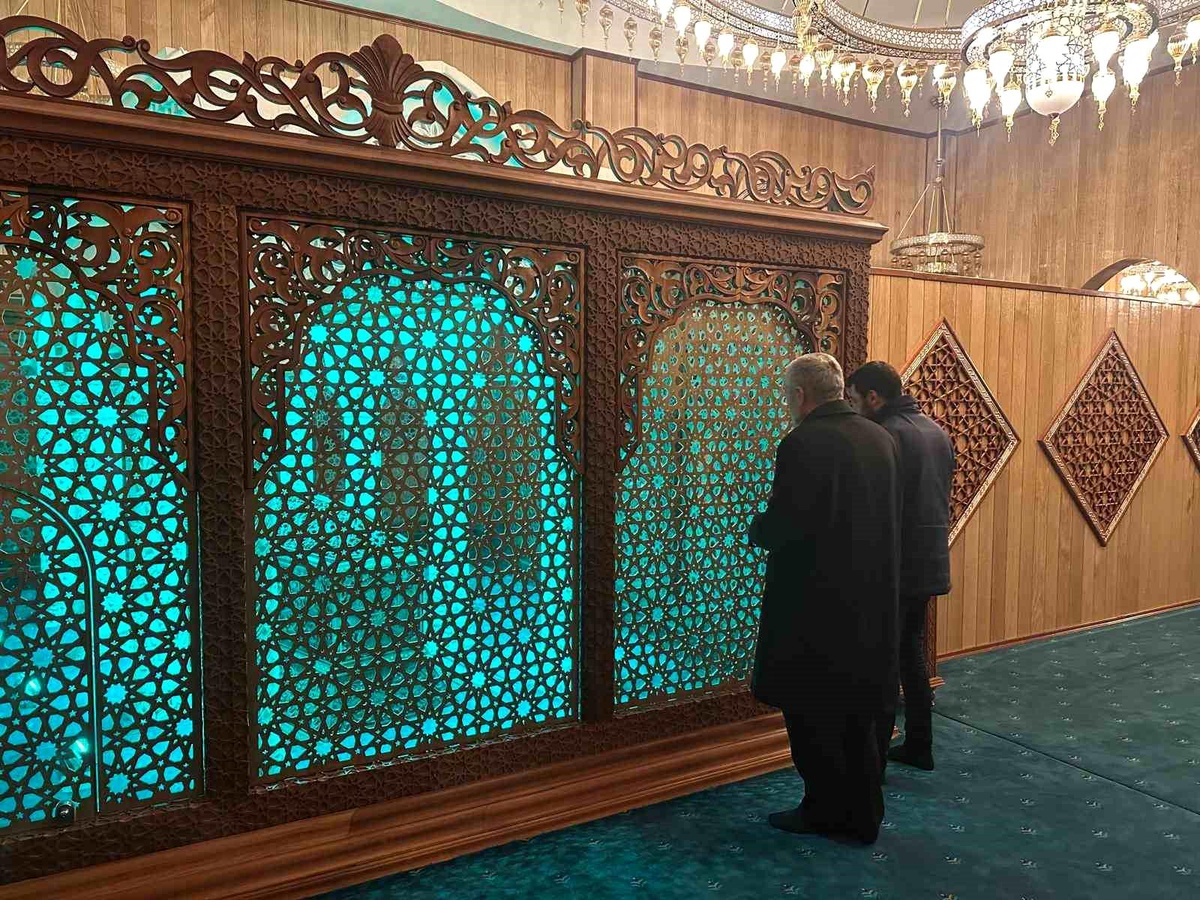 [BELEDIYE · Siirt · Baykan] Ramazan'da Veysel Karani Türbesi'ne ziyaretçi akını