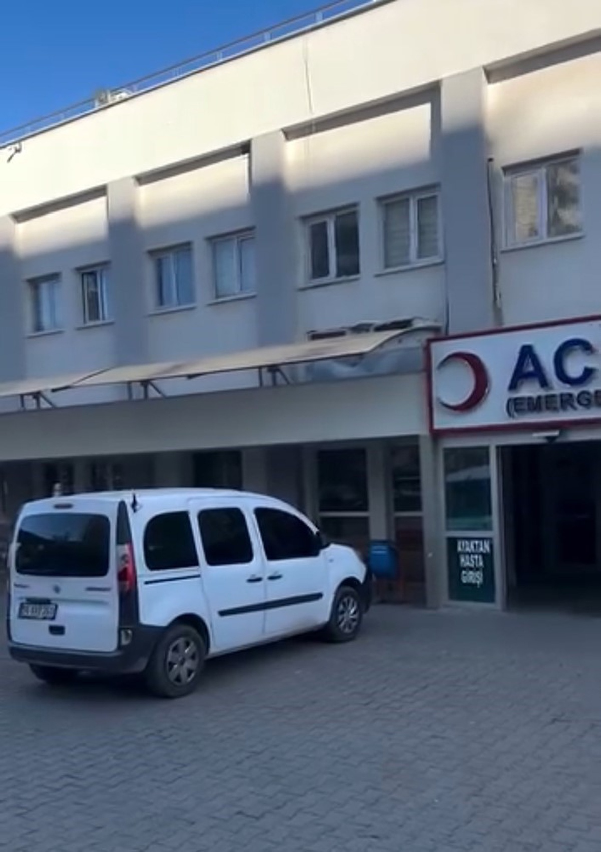 [YEREL / KAMU · Siirt · Kurtalan] Siirt’te 16 yaşındaki çocuk kavgada ağır yaralandı