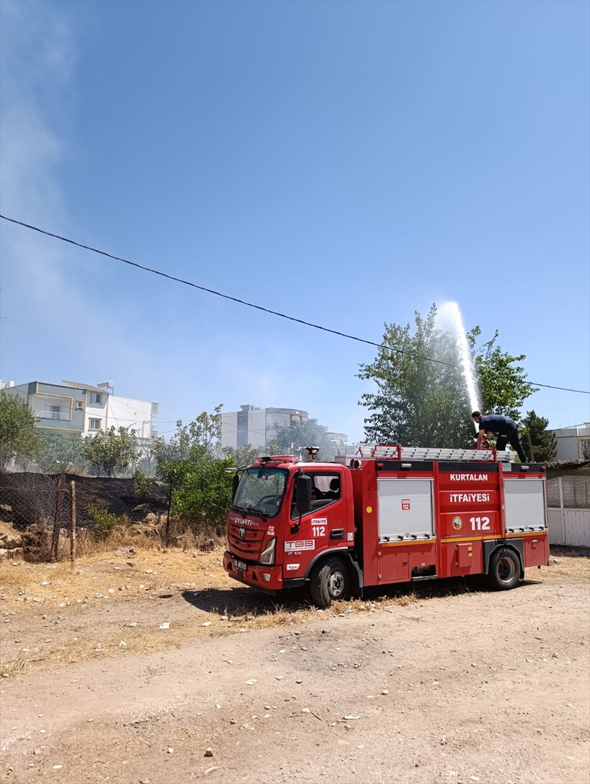 [YEREL / KAMU · Siirt · Kurtalan] Siirt'te meyve bahçesinde yangın