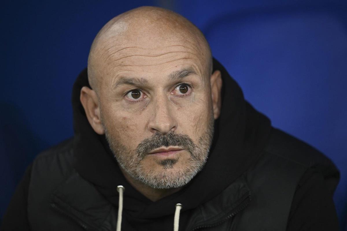Beşiktaş'ı Avrupa'da 2'de 2 yapan Vincenzo Italiano kimdir? Almanya doğumlu İtalyan teknik direktör kaç yaşında, hangi kupayı kazandı?