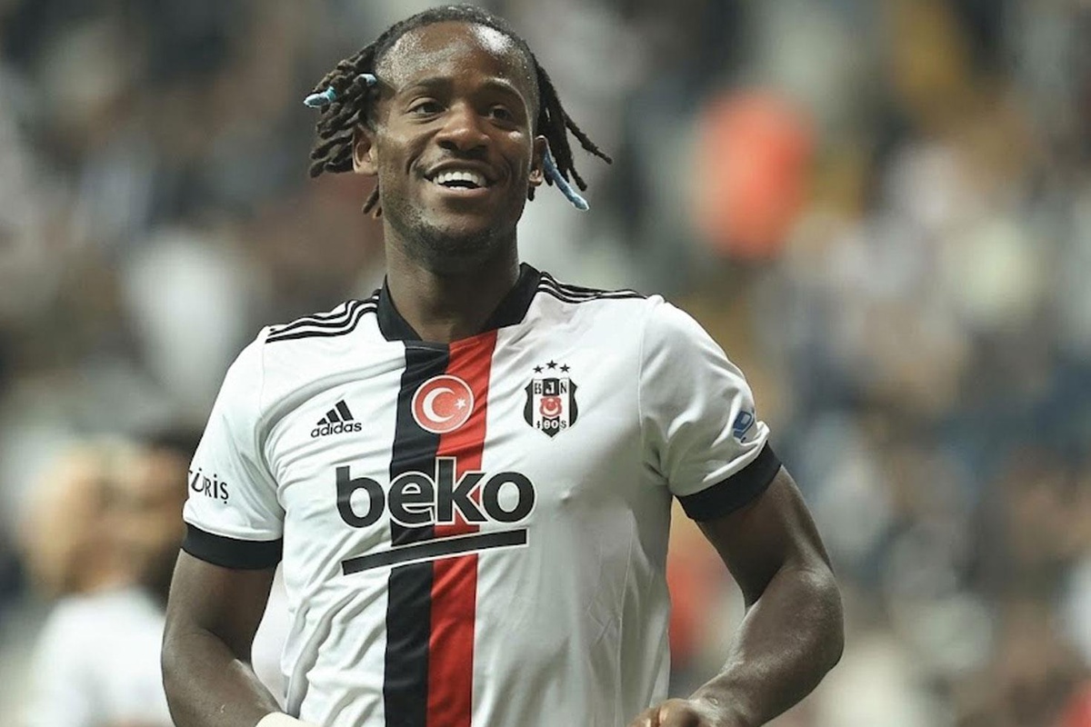 Yıllar sonra ortaya çıktı! Batshuayi polis arabasının camını kırmış