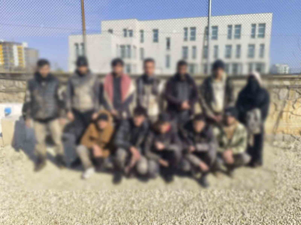 [YEREL / KAMU · Şanlıurfa] Şanlıurfa'da 15 gün süren jandarma operasyonlarında 68 kaçak göçmen yakalandı