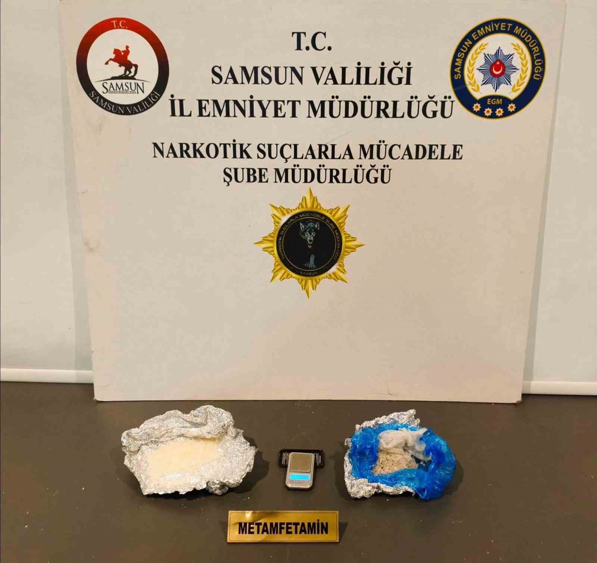 [BELEDIYE · Samsun] Samsun'da 3 narkotik çalışmasında uyuşturucu ve para ele geçirildi, 1 kişi yakalandı