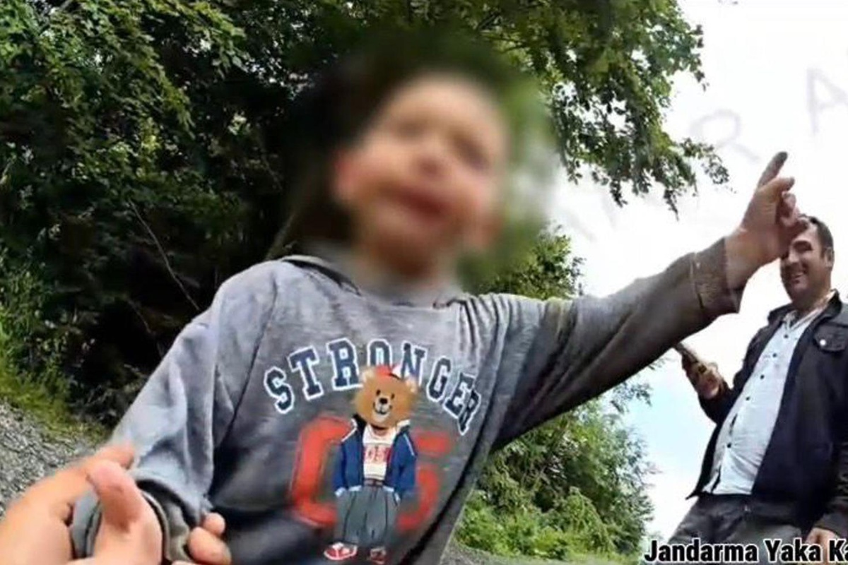 [BELEDIYE · Samsun · 19 Mayıs] 3 yaşındaki kayıp çocuk ormanda böyle bulundu! İlk sözleri yüreklere dokundu