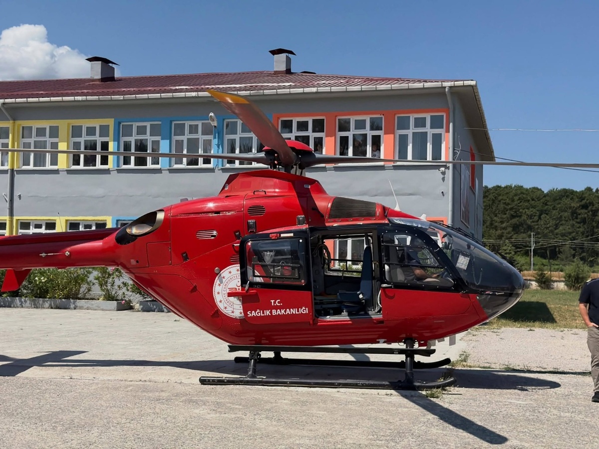 [BELEDIYE · Samsun · Alaçam] Traktör kazasında yaralanan çiftçi ambulans helikopterle hastaneye sevk edildi