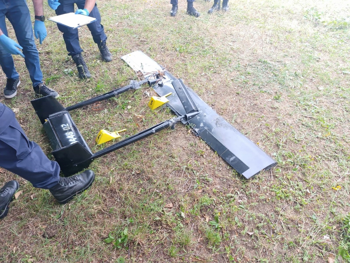 [BELEDIYE · Samsun · Alaçam] Samsun'da, Ukrayna'ya ait Kamikaze İHA parçası bulundu
