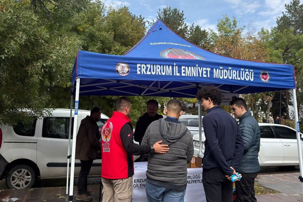 Erzurum'da polis, üniversite kampüsünde yaklaşık 5 bin öğrenciye terör uyarısı yaptı