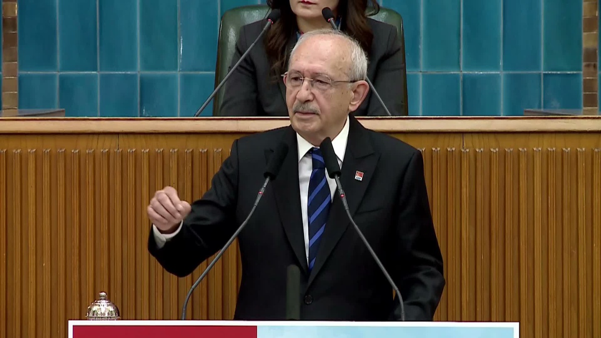 CHP Grup Toplantısı... Kılıçdaroğlu'ndan Erdoğan'a anayasa masası şartı: "Siyasi Ahlak Kanunu’nu çıkaralım, arkasından otururuz"