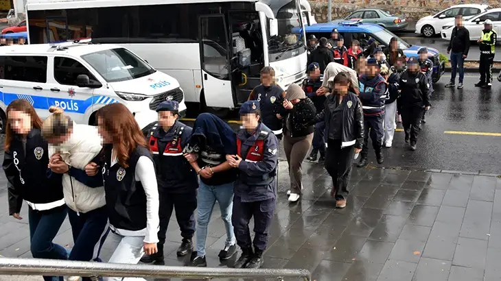 Nevşehir merkezli 9 ilde fuhuş operasyonu: 28 şüpheliden 11'i tutuklandı