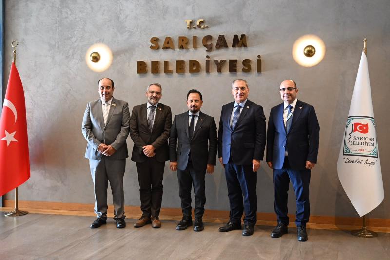 [BELEDIYE · Adana · Sarıçam] ULUSLARARASI AKADEMİSYENLERDEN BAŞKAN ULUDAĞ`A TEŞEKKÜR ZİYARETİ