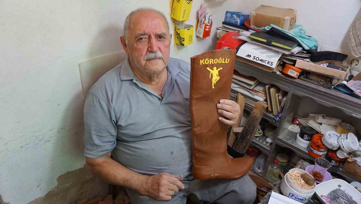 Körüklü çizmenin son ustası Öter, 65 yıldır çalışıyor ama çırak bulamıyor