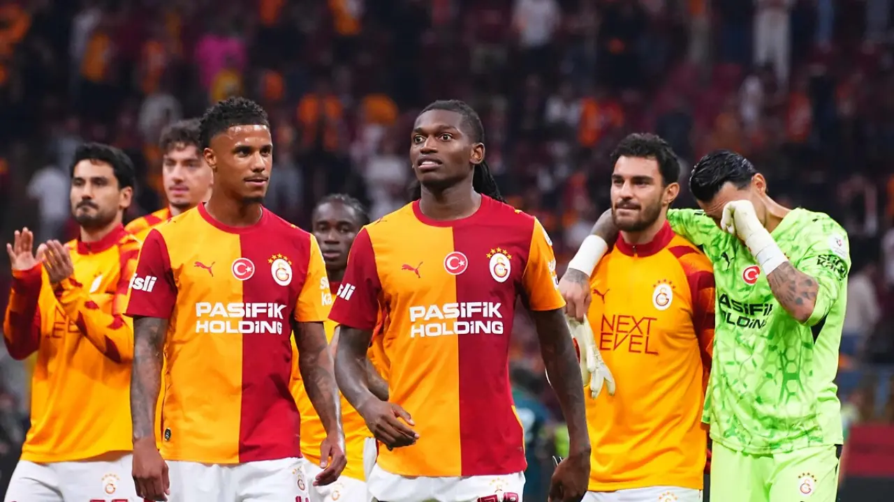 Galatasaray'da yıldız oyuncudan şok talep! 'Bonservisimi verin gideyim'