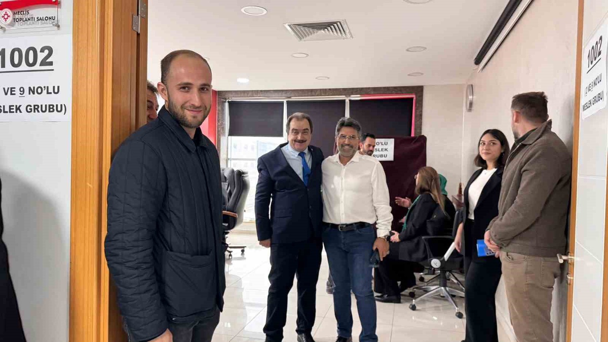 Bilecik TSO'da meslek komitesi ve meclis üyesi seçiminde 12 grupta yarış sürüyor