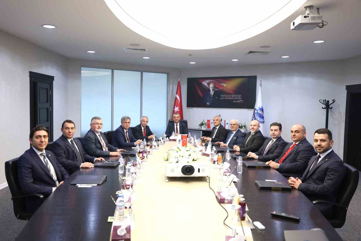 KAYSO Yönetim Kurulu görev dağılımını yaptı, iki başkan yardımcısı seçildi