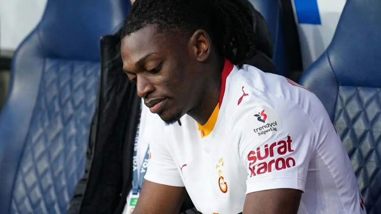 Galatasaray'da Rafael Laeo depremi! 61'de oyuna girdi! 77'de kenara alındı