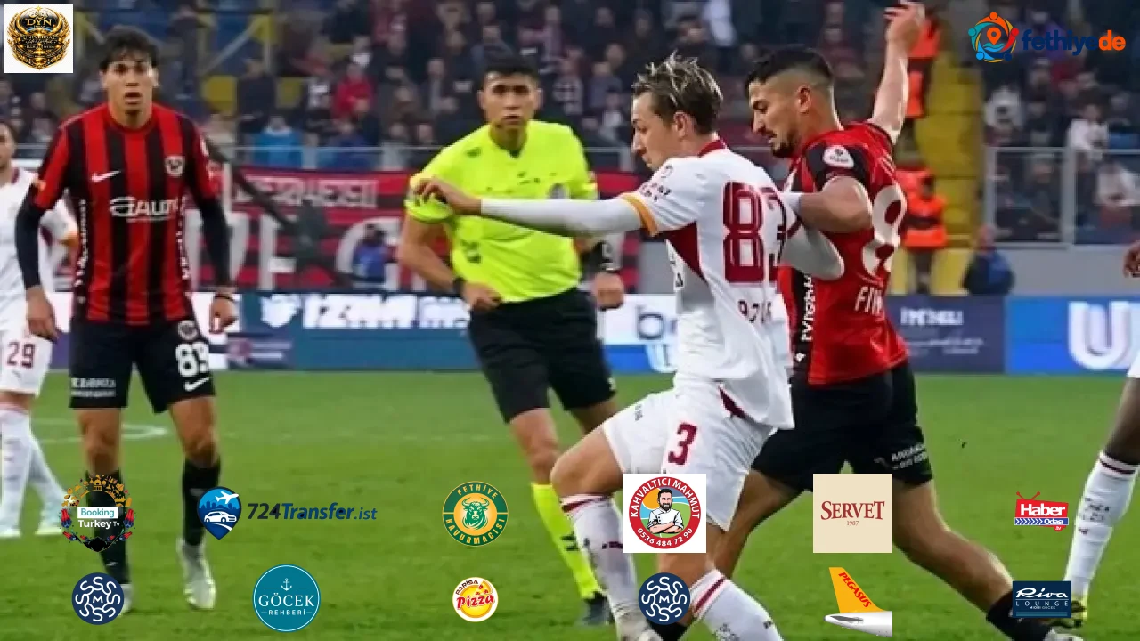 Galatasaray maçında tartışılan pozisyon! Trio ekibi penaltı pozisyonunda ikiye bölündü