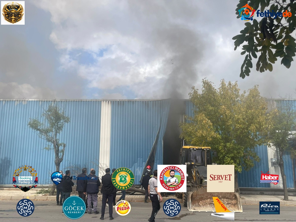 Gaziantep'te pamuk fabrikasındaki yangına 40 personel ve 15 araçla müdahale sürüyor