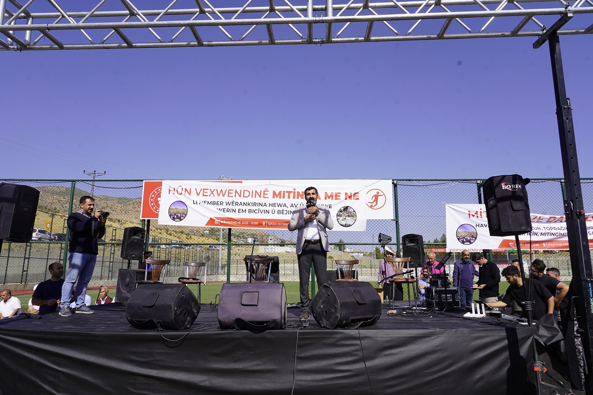 [BELEDIYE · Diyarbakır · Kulp] Kulp belediye eşbaşkanımız murat ipek ile meclis üyelerimiz hasandin koruma platformunca düzenlenen mitinge katıldı.