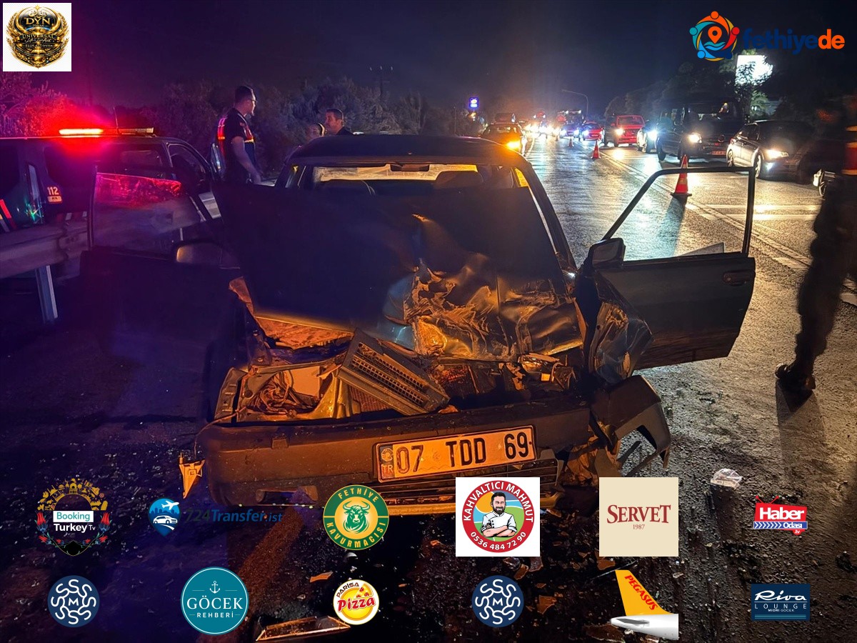 Antalya Manavgat'ta otobüse arkadan çarpan otomobilin sürücüsü ağır yaralandı