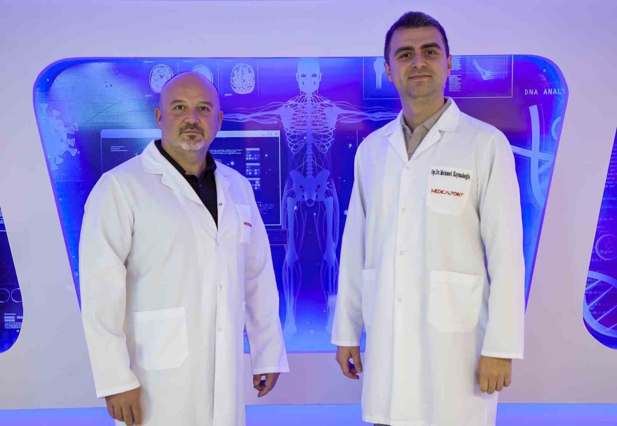 İEÜ ve Sabancı çalışmasında 10 kalça kemiği dokusundan 7'sinde mikroplastik bulundu