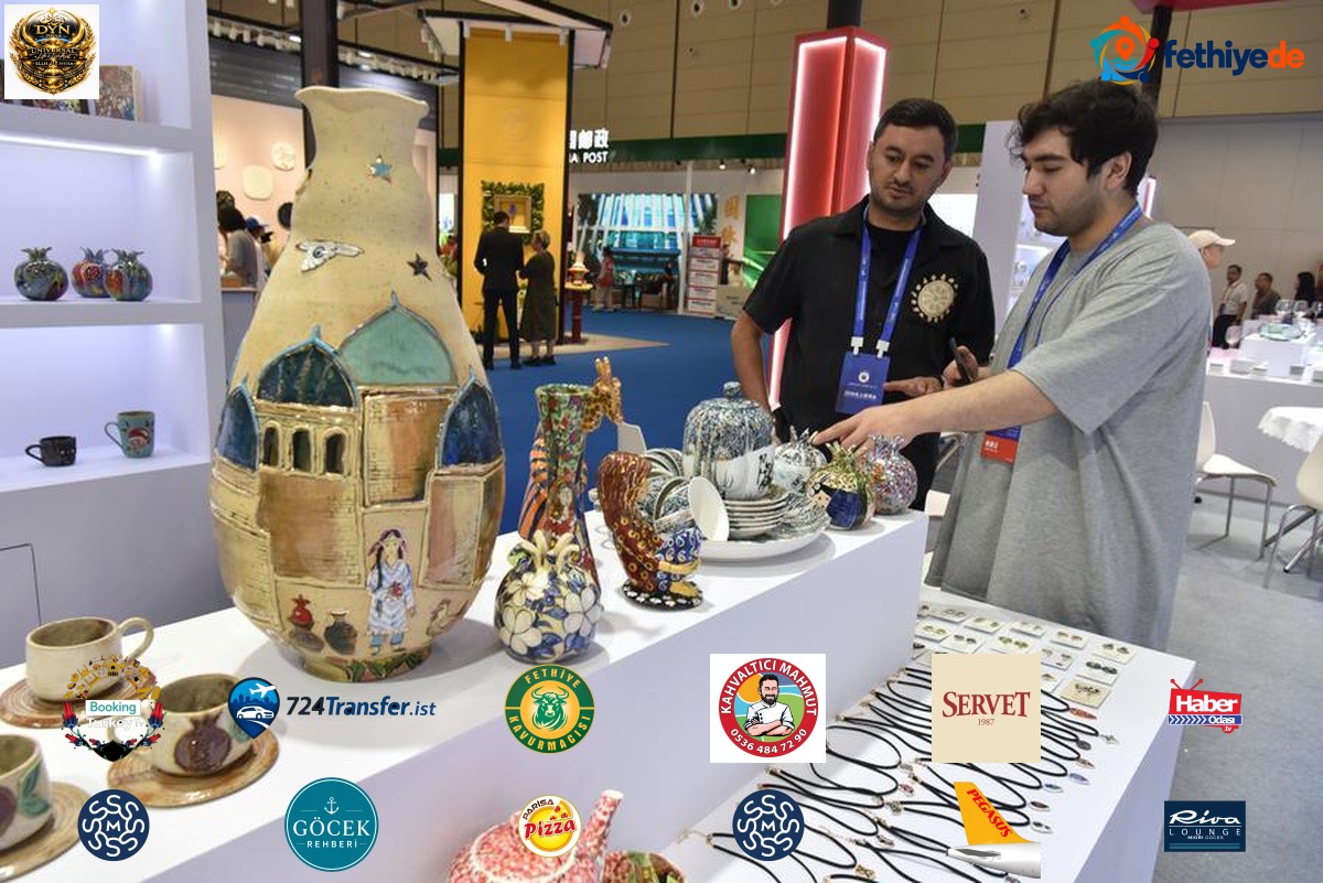 Jingdezhen'de uluslararası seramik fuarı 1.000'i aşkın profesyonel alıcıyla başladı