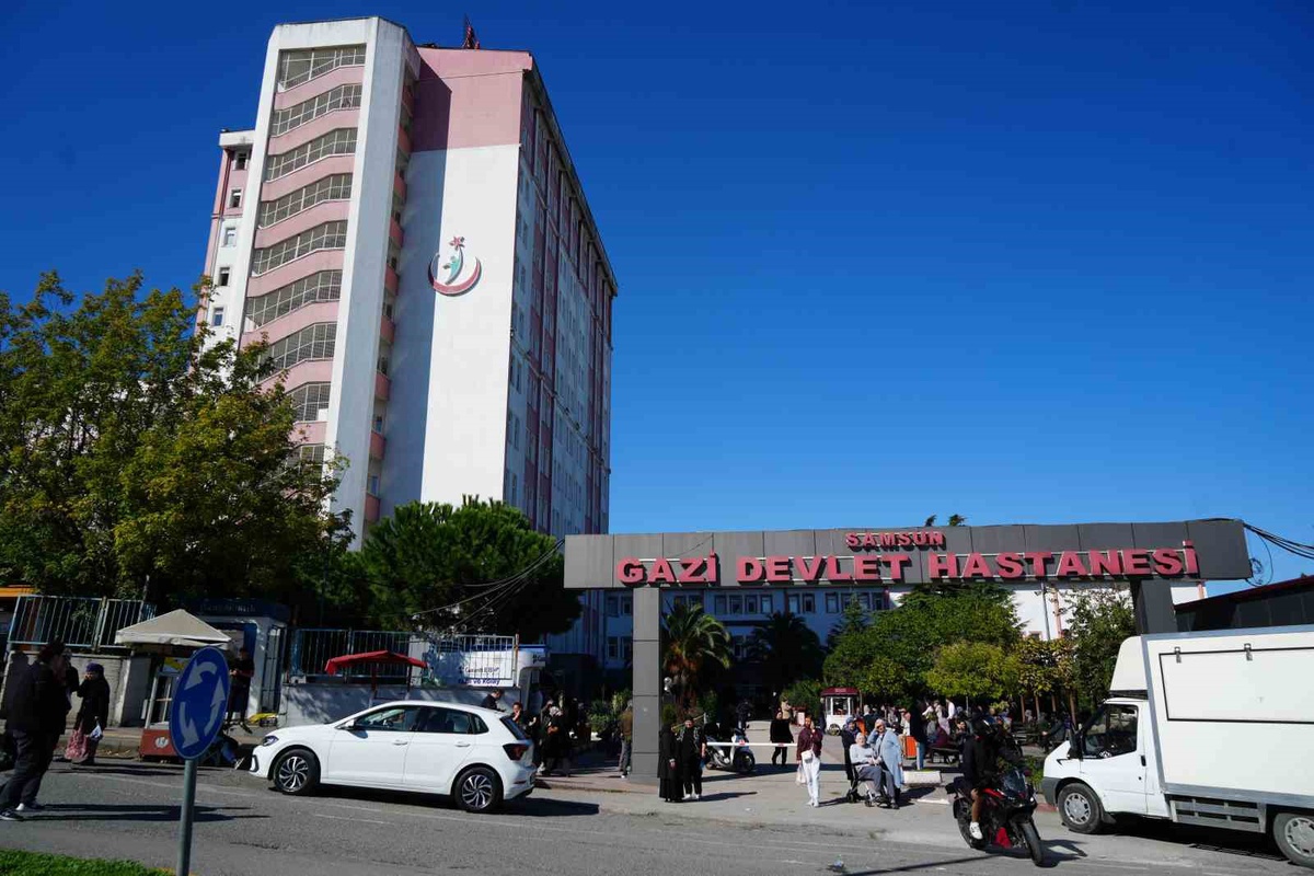 Samsun'da Gazi Devlet Hastanesi boşalan ana binaya 2-3 ayda 550 yatakla geçecek