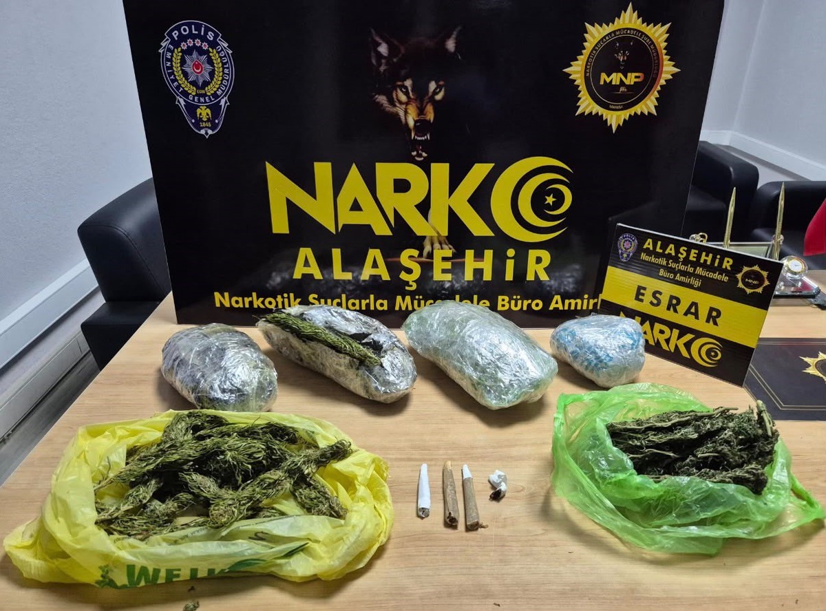 Manisa Alaşehir'de 1 kilo 1,06 gram esrar ele geçirildi, şüpheli tutuklandı