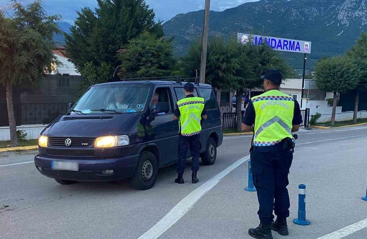 Muğla'da jandarma denetiminde 24 bin 406 araç kontrol edildi, 45 ehliyet geri alındı