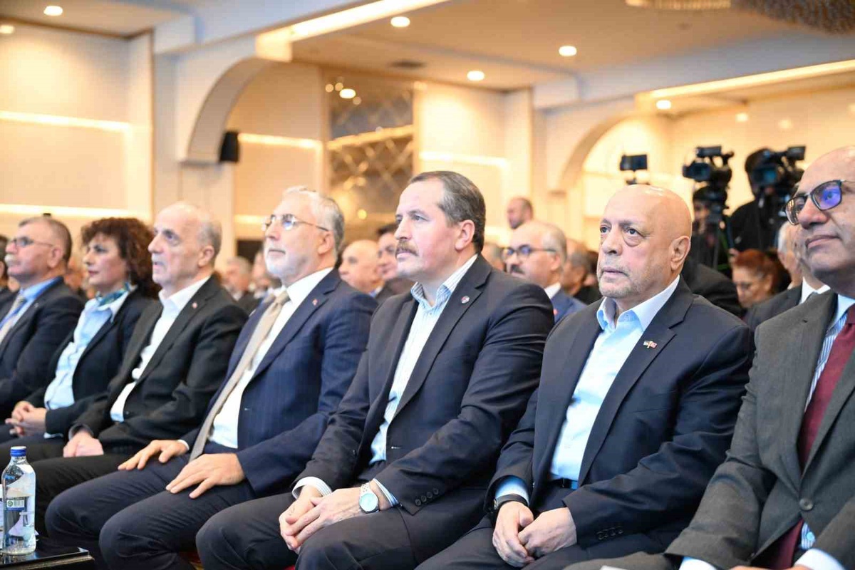 Memur-Sen Başkanı Yalçın, COP31 öncesi adil dönüşüm çağrısı yaptı