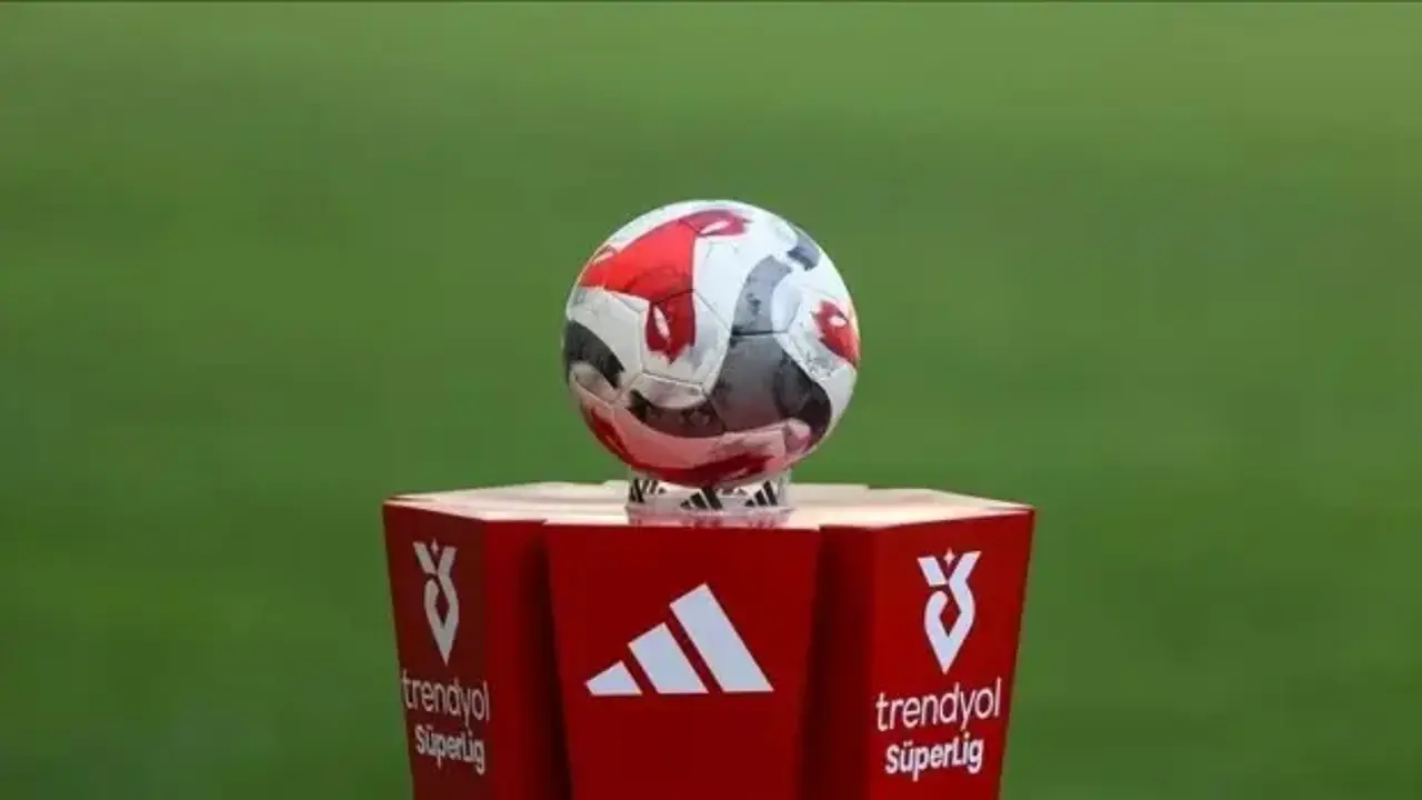 Zirve yarışı alev aldı! Süper Lig ve 1. Lig'de sonuçlar ve puan durumu