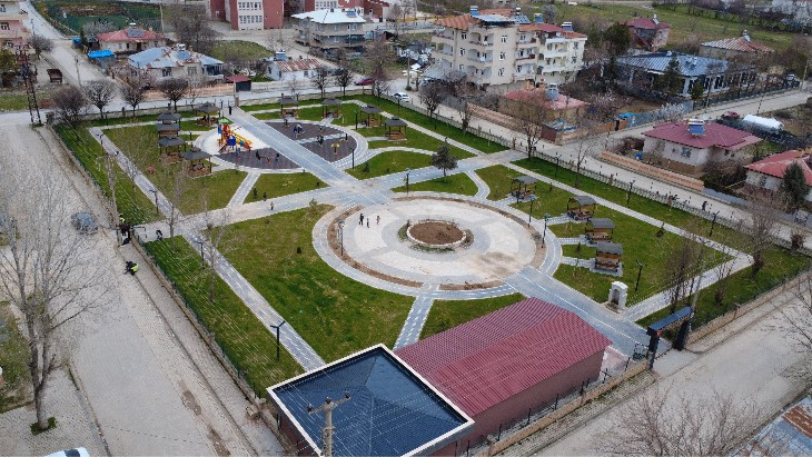 [BELEDIYE · Elazığ · Kovancılar] İSMETPAŞA MAHALLEMİZDE YAPIMINI TAMAMLADIĞIMIZ GAZZE PARKI İLÇEMİZE HAYIRLI OLSUN