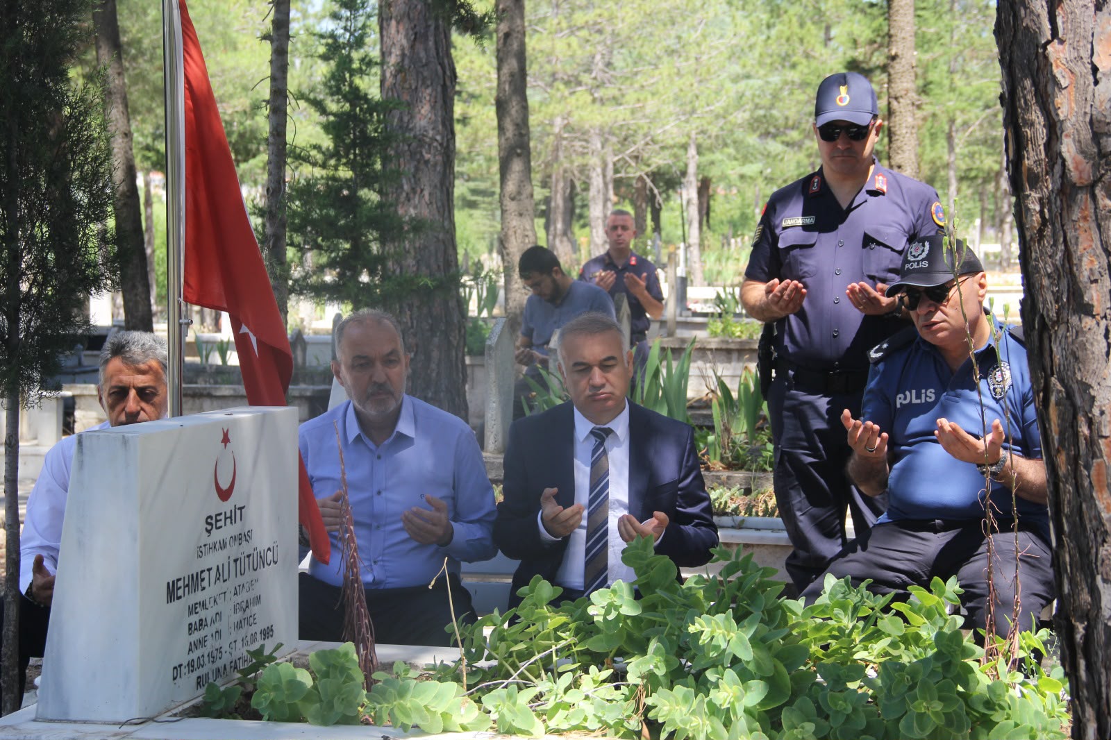 [BELEDIYE · Isparta · Atabey] 15 Temmuz Demokrasi Ve Milli Birlik Günü Kapsamında İlçemizde Gün Boyu Anma programı Düzenlendi.