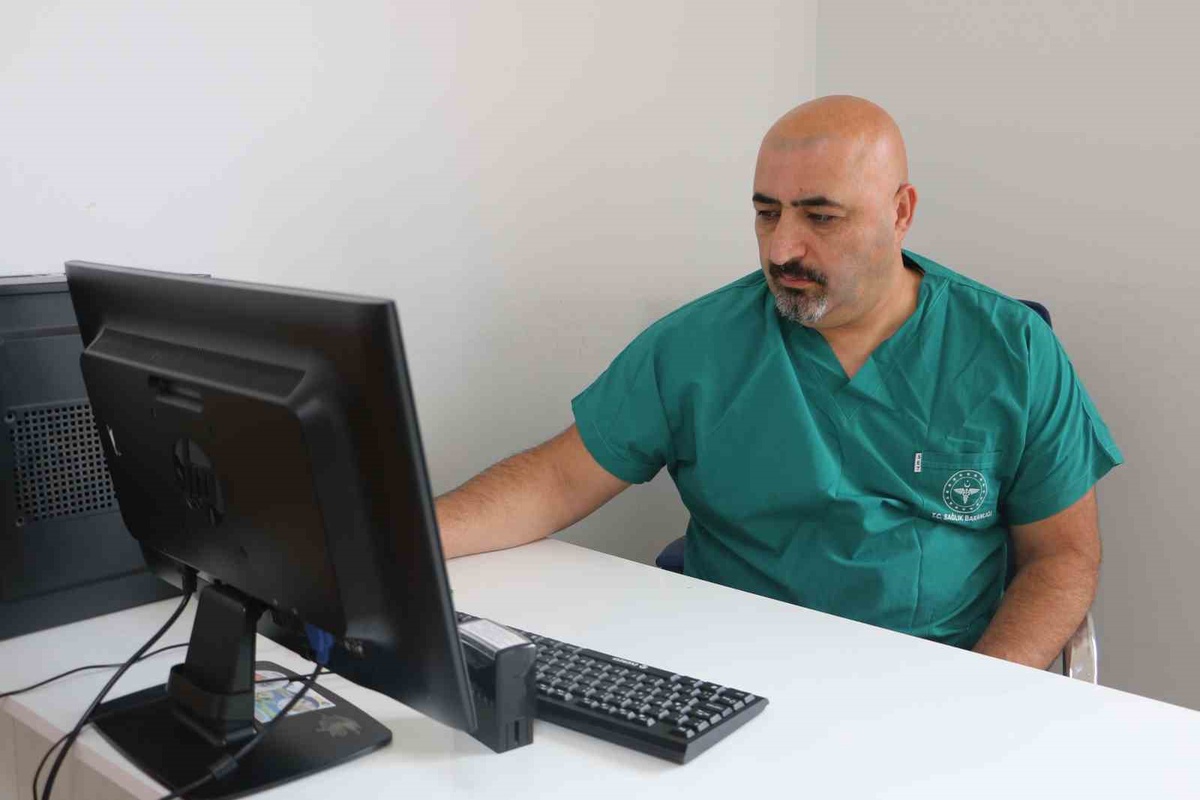 Diyarbakır'da Dr. Gedikoğlu, osteoporozun çoğu hastada kırıkla anlaşıldığını söyledi
