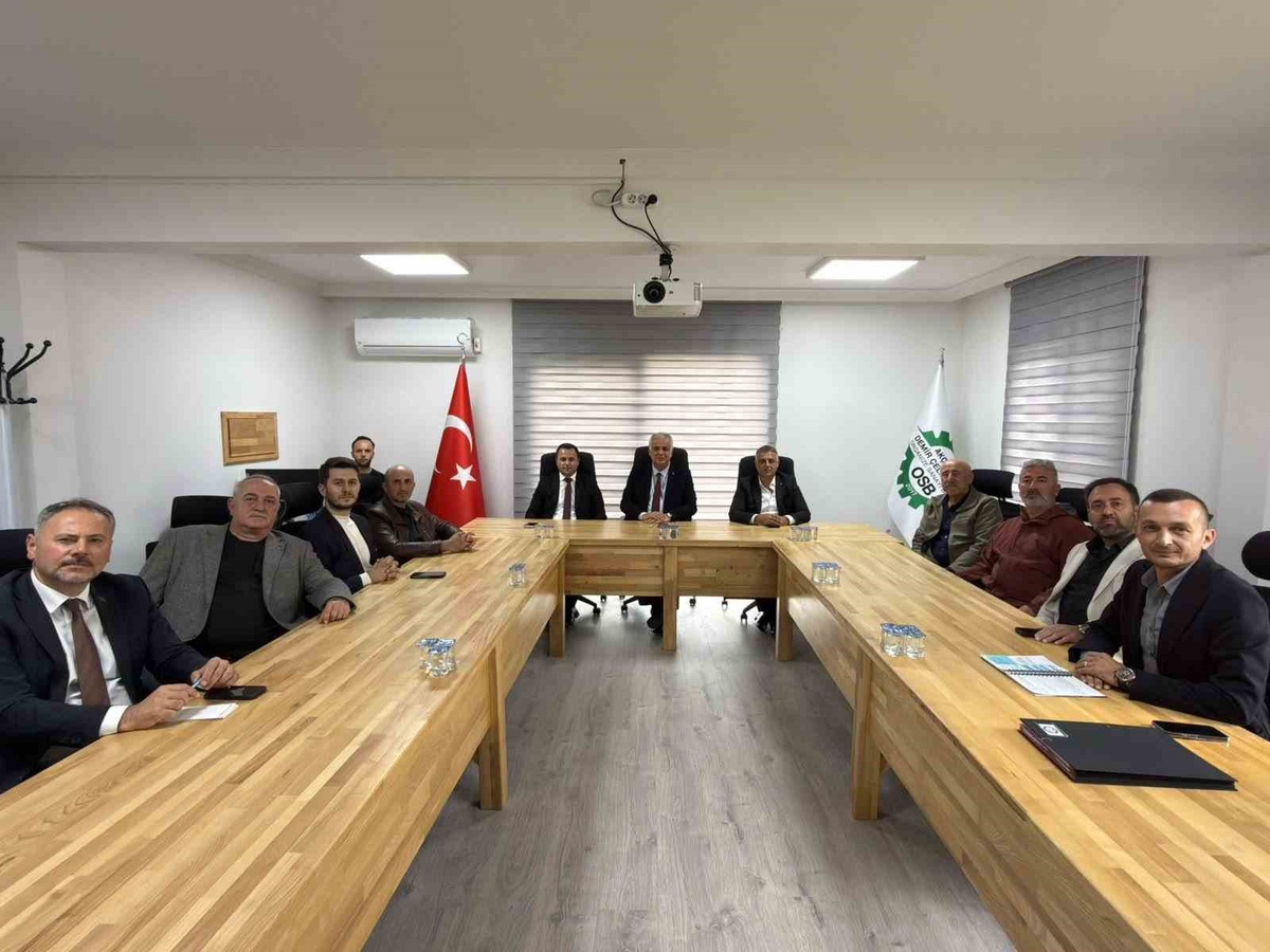 Akçakoca Demir Çelik OSB'de 2024 saha çalışmalarının son durumu görüşüldü