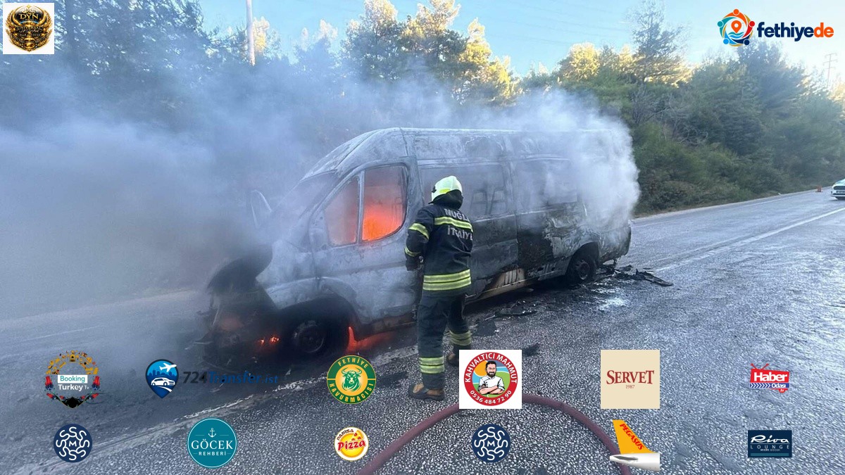 Muğla Bodrum'da alev alan okul servis minibüsünden 3 öğrenci tahliye edildi