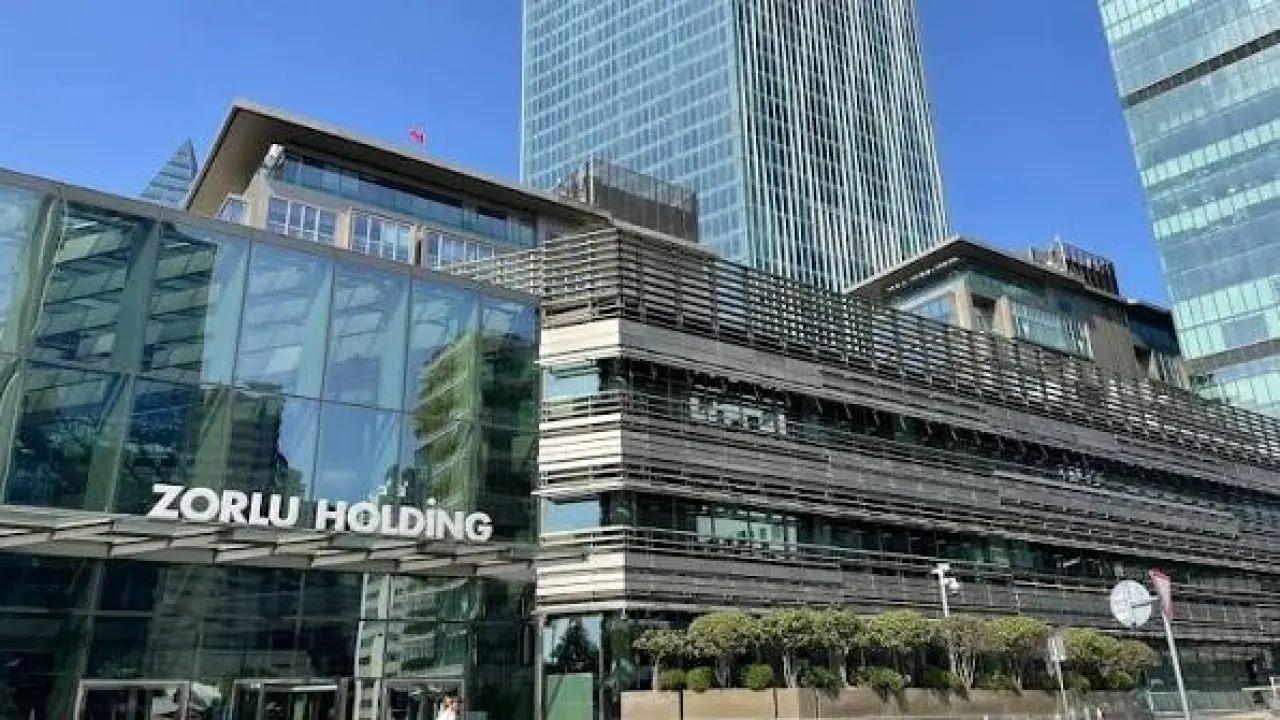 Zorlu Holding hisseleri elden çıkardı: Dev imzayı attı!