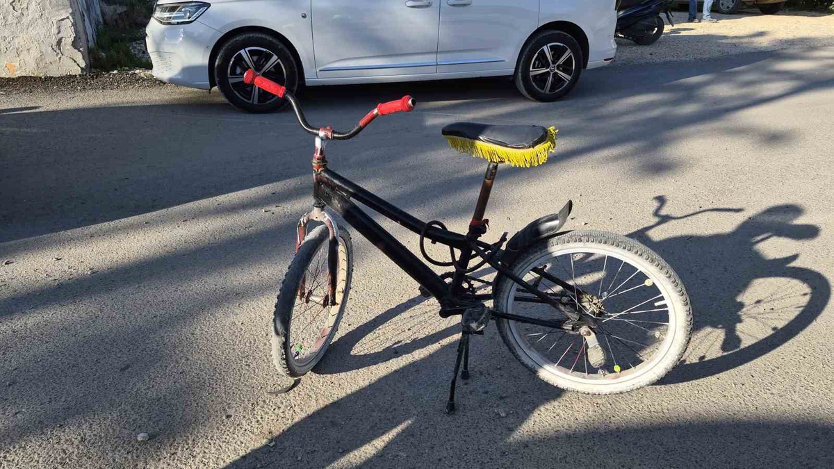 Adıyaman'da bisikletin otomobile çarptığı kazada yaralı 1 kişi hastaneye kaldırıldı