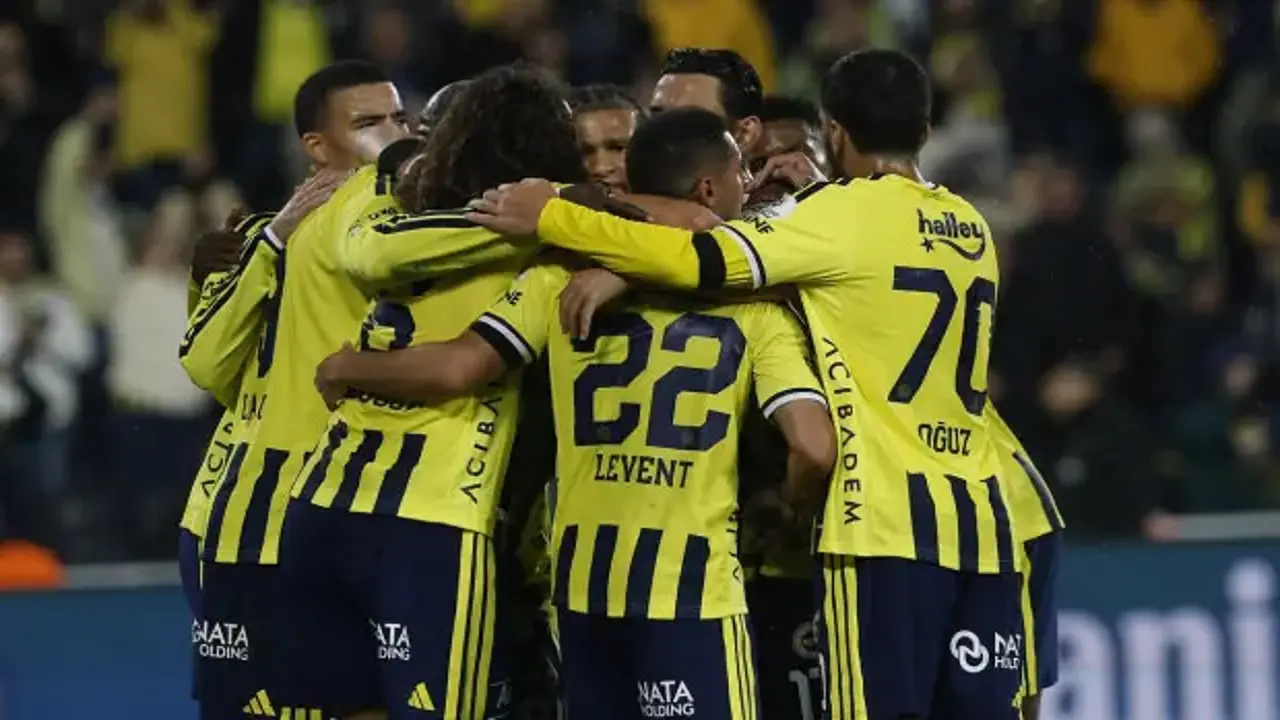 Fenerbahçe - Slavia Prag! İlk 11'ler belli oldu