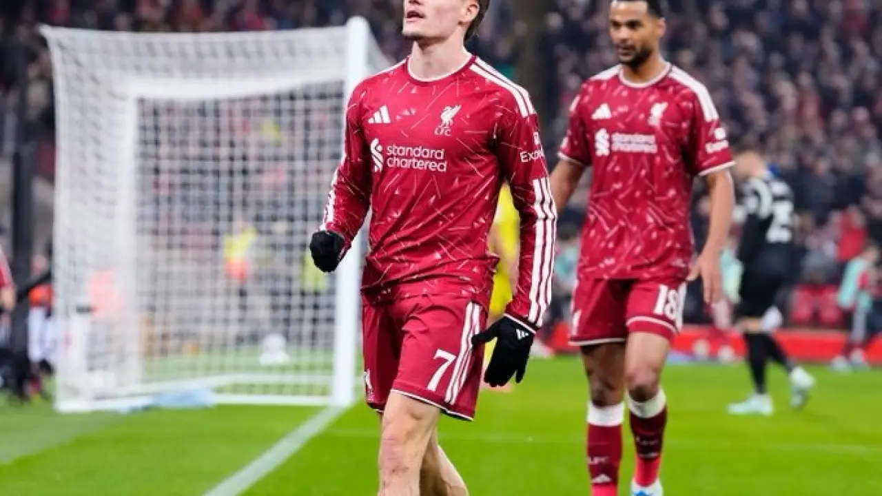 2-0'dan döndüler! 7 gollü maçın kazananı Liverpool