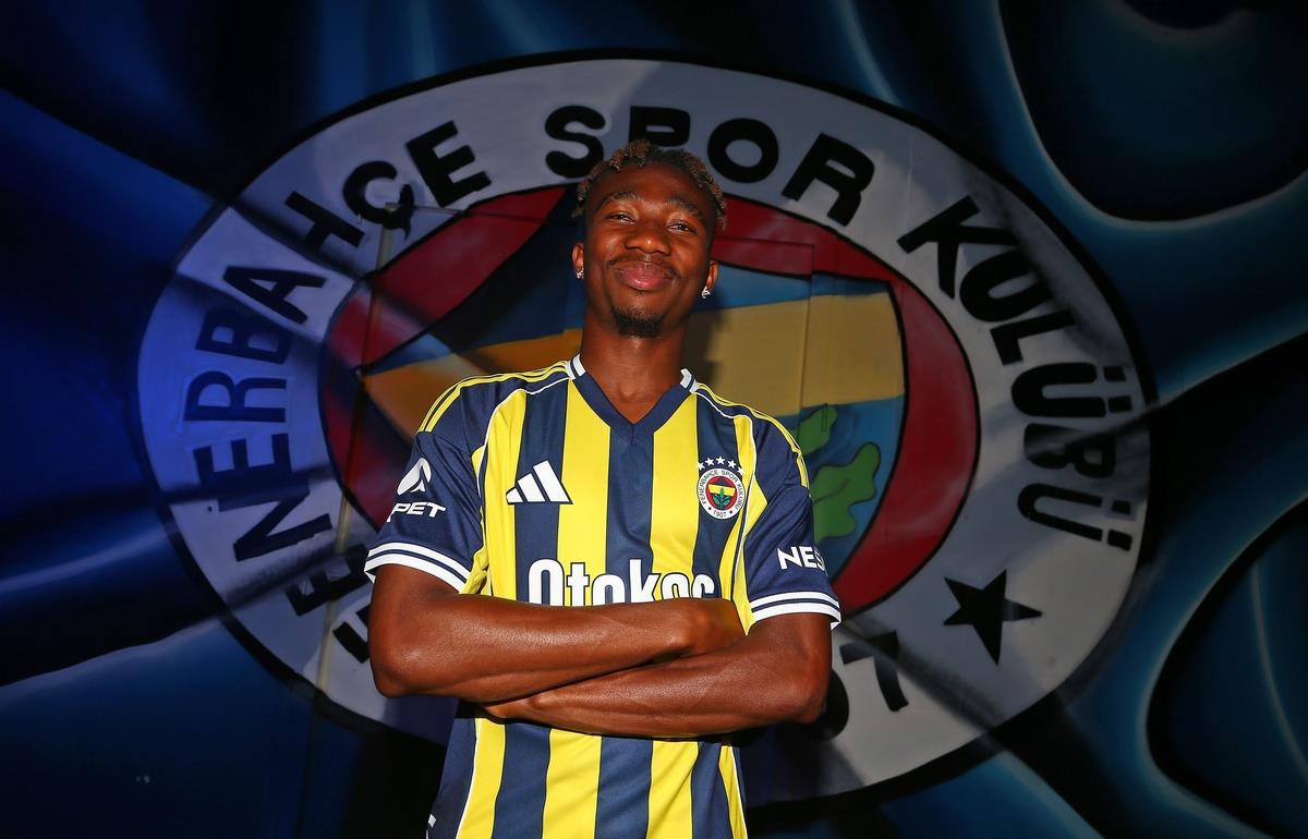 Dorgeles Nene kimdir? Slavia Prag maçında oyuna girdikten bir dakika sonra kaleciyi geçemedi