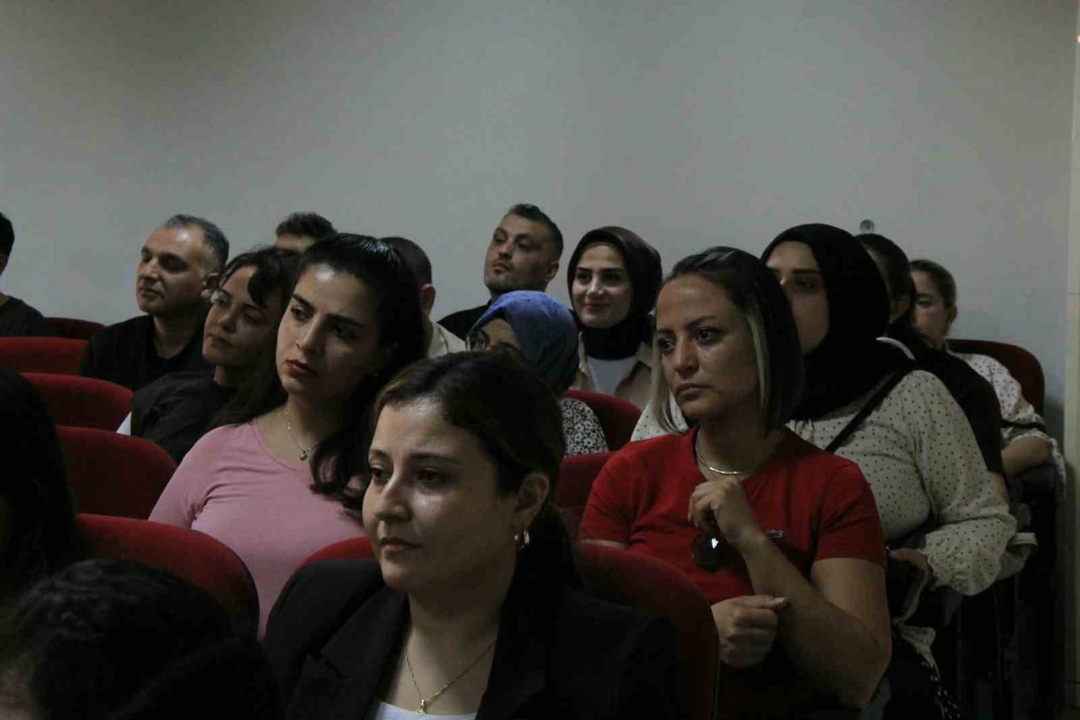 Cizre'de okuma projesinin yeni planı belirlendi, geçen dönem 2,5 milyon sayfa okundu