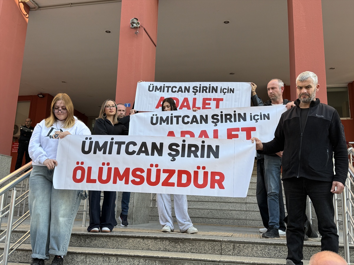 Kocaeli'de genç cinayeti davasında 5 sanığa 5 yıl 8 aydan 17 yıla hapis verildi.