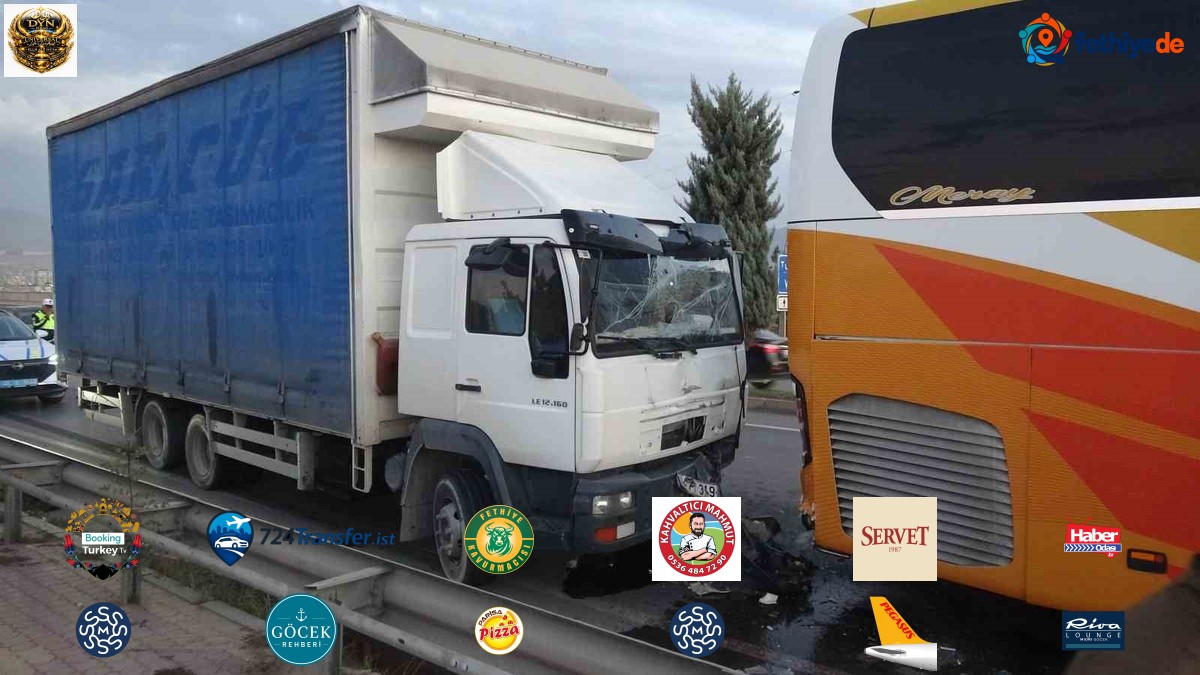 Malatya'da yolcu otobüsüne kamyon çarptı, kazada yaralanan olmadı