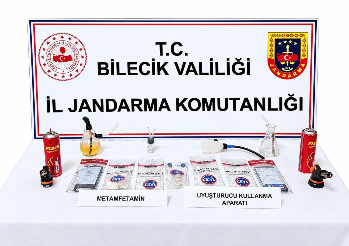 Bilecik Bozüyük'te jandarma operasyonunda yaklaşık 10 gram metamfetamin ele geçirildi
