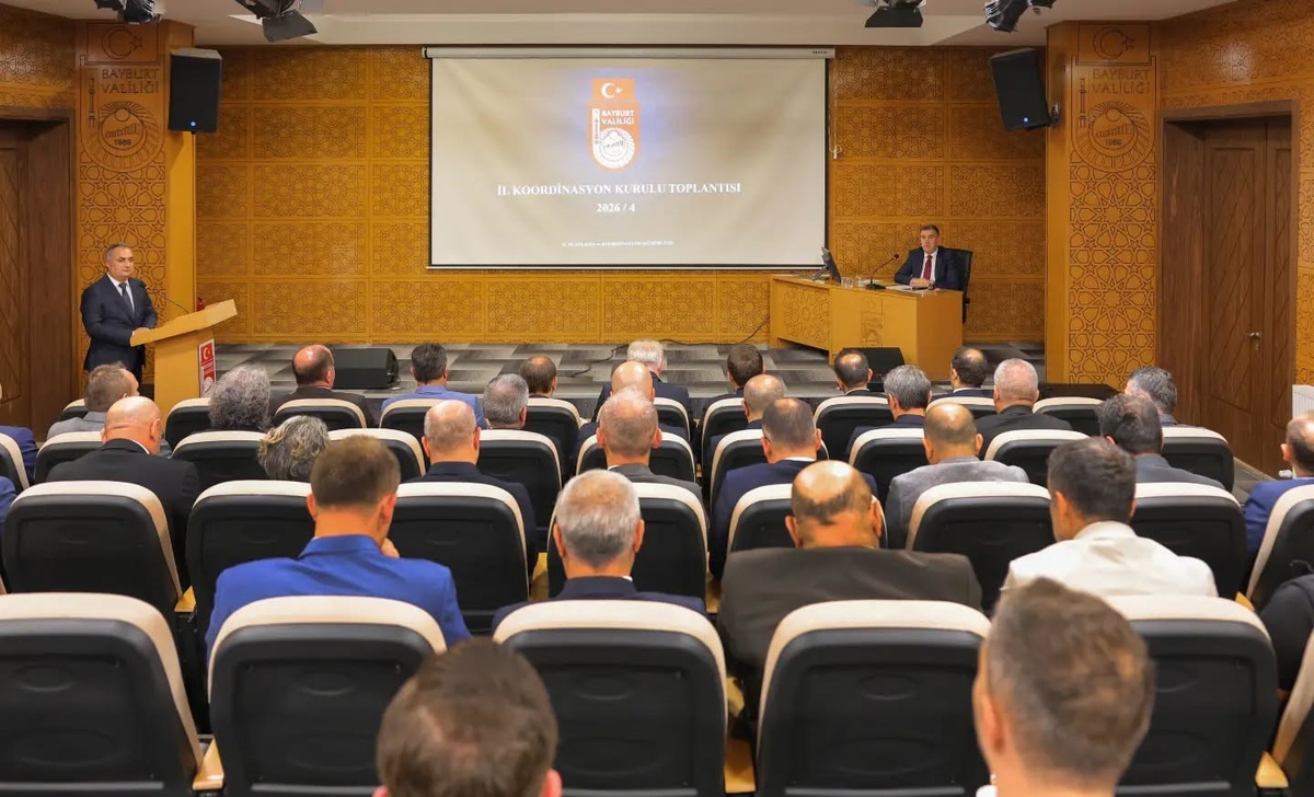 Bayburt'ta 4. İl Koordinasyon Kurulu Toplantısı Vali Eldivan başkanlığında yapıldı