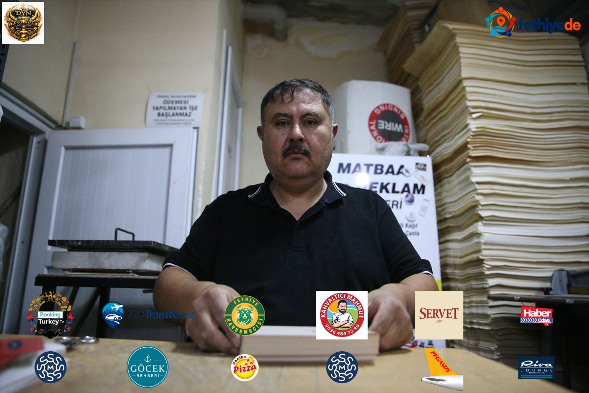 Niğdeli mücellit Adem Demir, 36 yıldır eskiyen kitapları ciltliyor